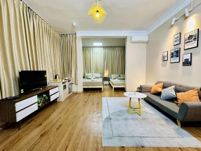 Vietnam Travelers Home 2 with Cozy Private Balcony – Photos 4